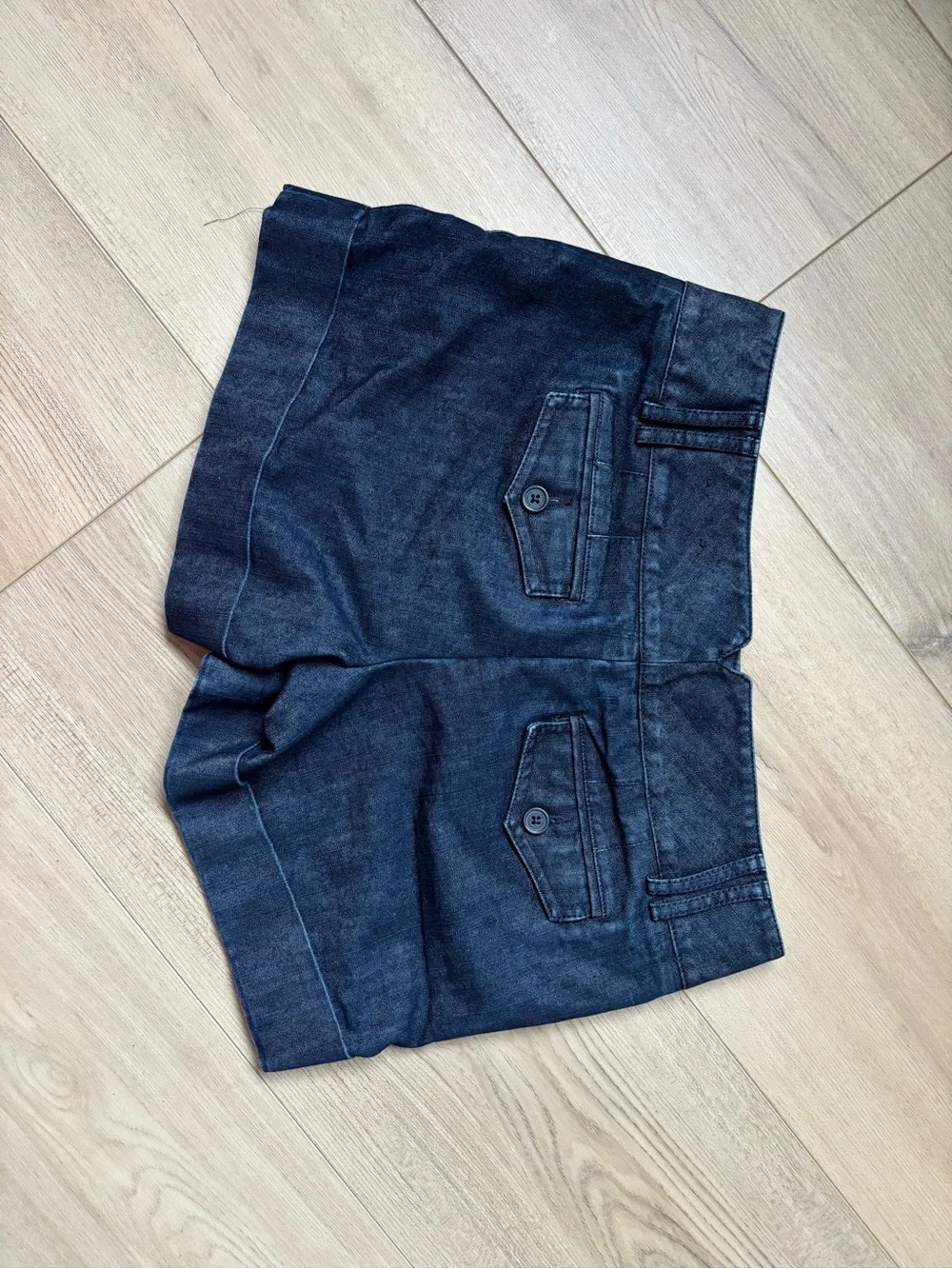 Express Women's Dark Blue Denim Shorts - Picture 2 of 6